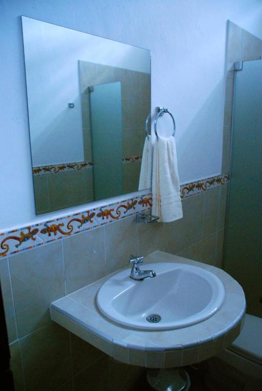 Hotel Del Parque Santa Marta  Bilik gambar